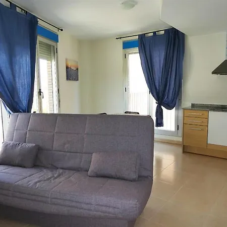 Centro Con Piscina 3000 베니카를로